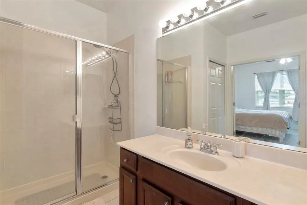 3426 PARKRIDGE CIRCLE #34-105 Sarasota, FL 34243