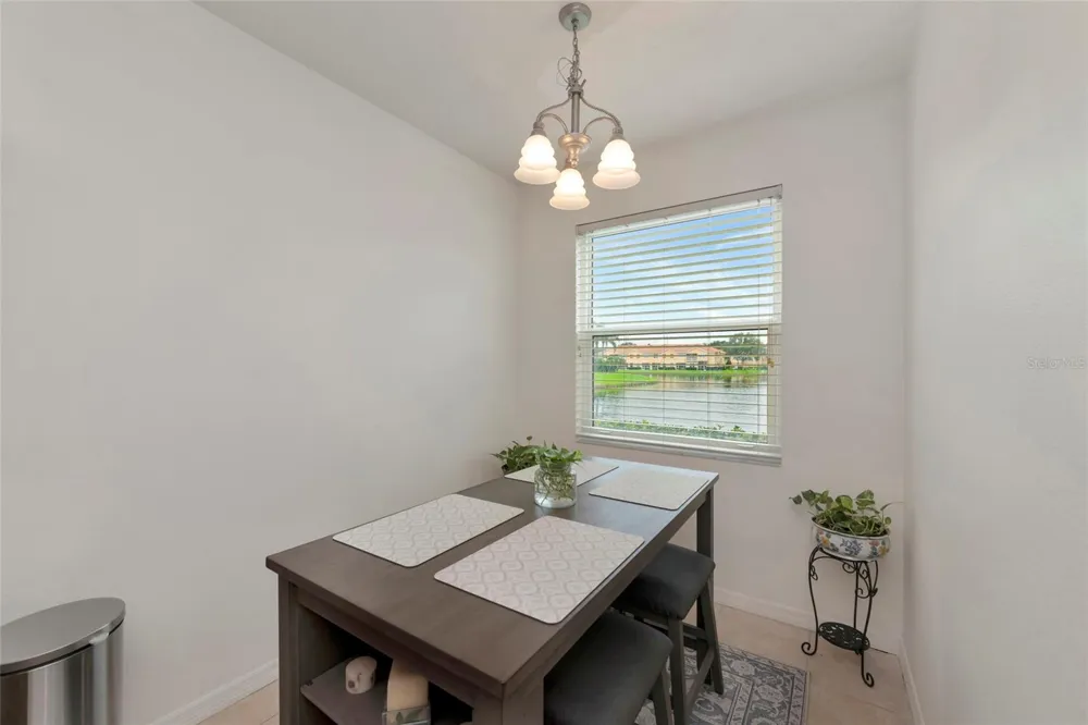3426 PARKRIDGE CIRCLE #34-105 Sarasota, FL 34243