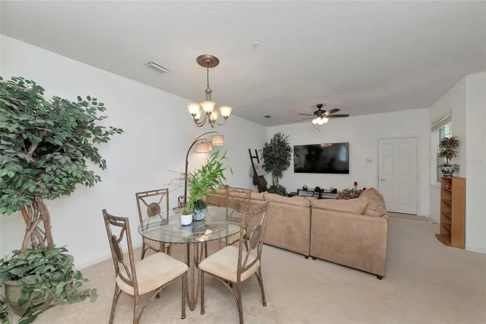 3426 PARKRIDGE CIRCLE #34-105 Sarasota, FL 34243