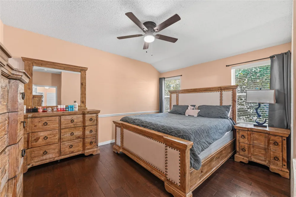 2733 Spring Rain Drive Mesquite, TX 75181