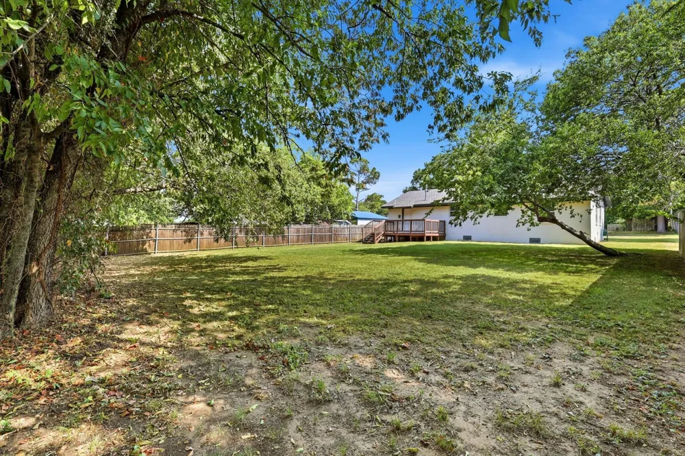 214 E Evans Street Pilot Point, TX 76258