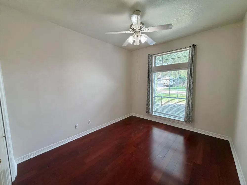 155 Indian Warrior Trail Lake Jackson, TX 77566