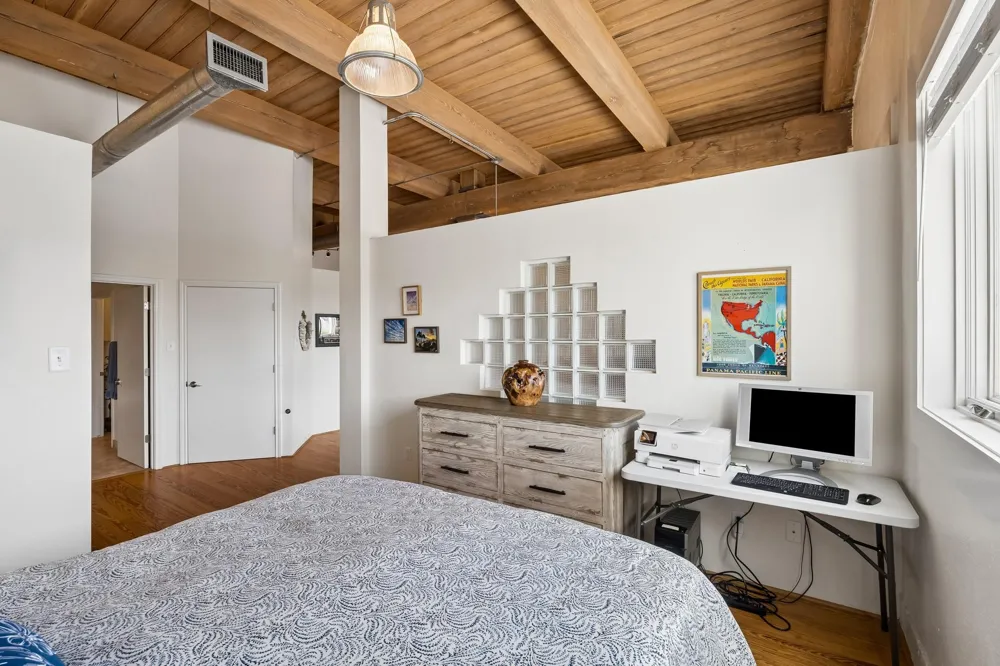 2400 Mechanic Street #100 Galveston, TX 77550
