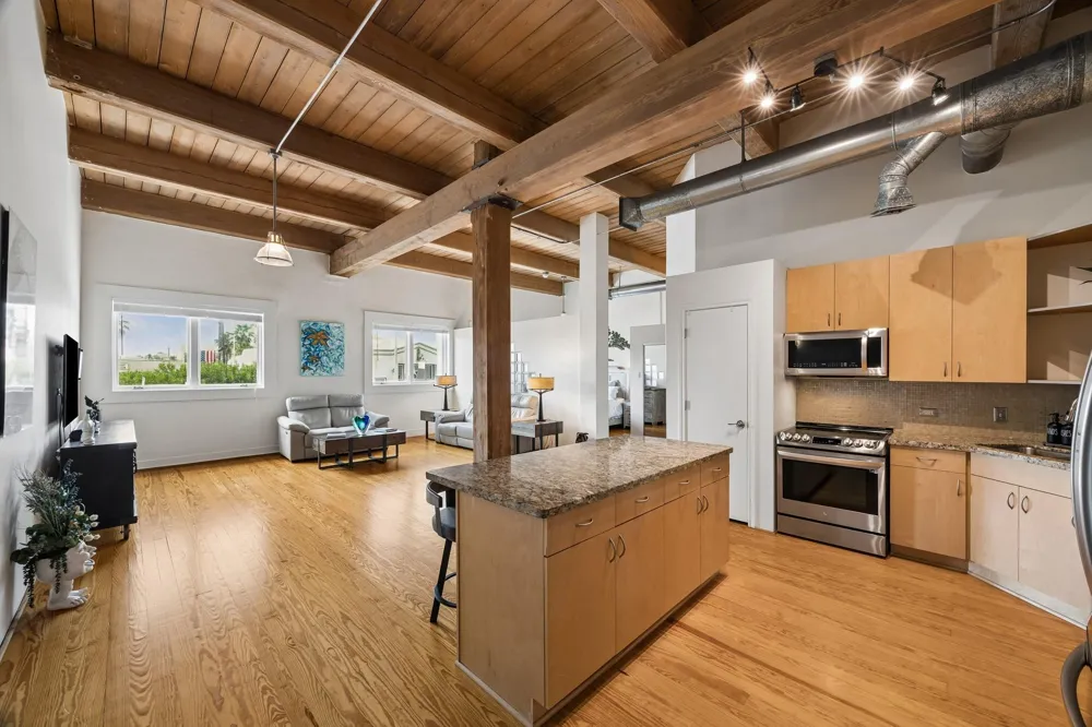 2400 Mechanic Street #100 Galveston, TX 77550