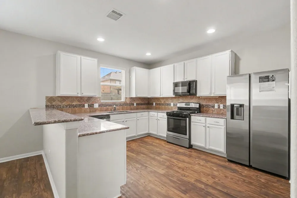 2643 Cottage Step Trail Fresno, TX 77545