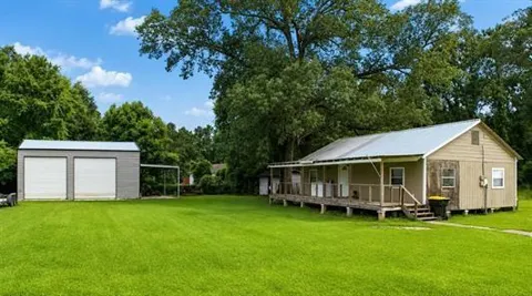 320 E Tram Road