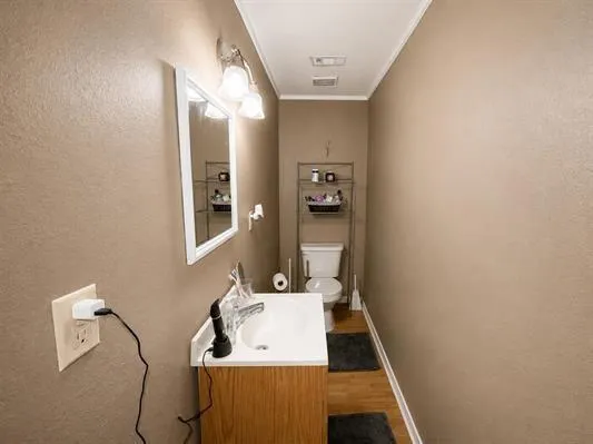 320 E Tram Road Vidor, TX 77662