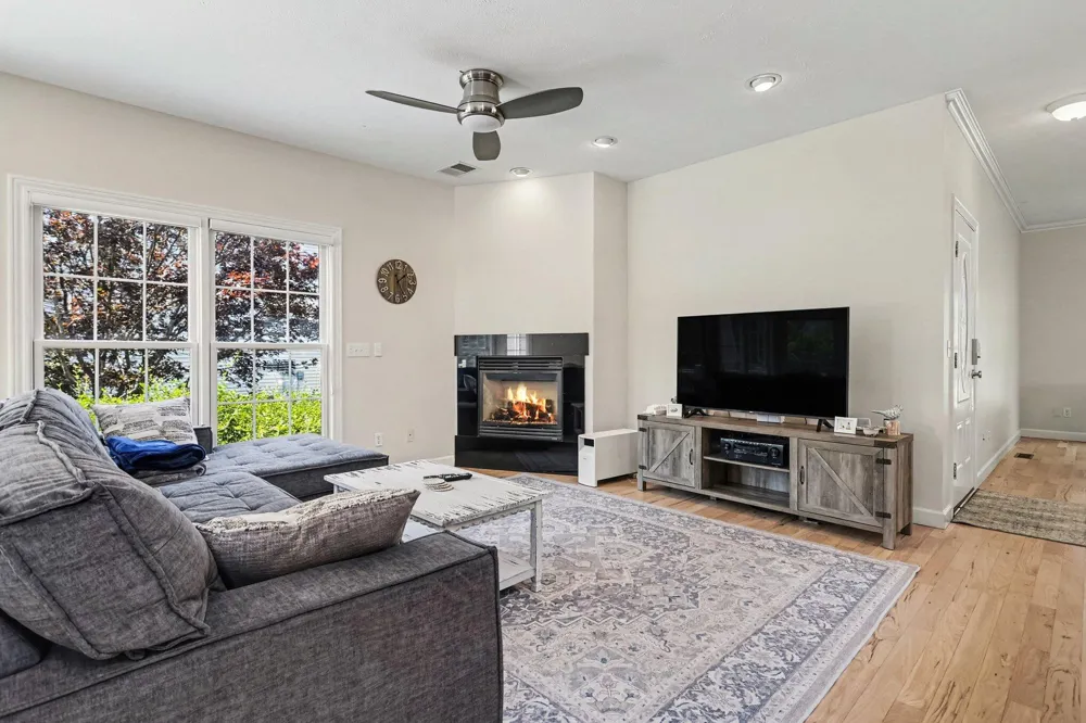561 Upton Drive St. Joseph, MI 49085