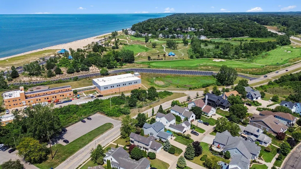 561 Upton Drive St. Joseph, MI 49085