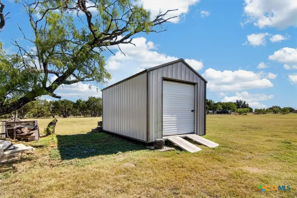 910 Star Lane Gatesville, TX 76528