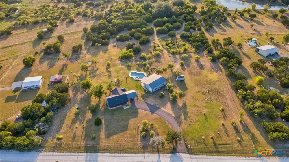 910 Star Lane Gatesville, TX 76528