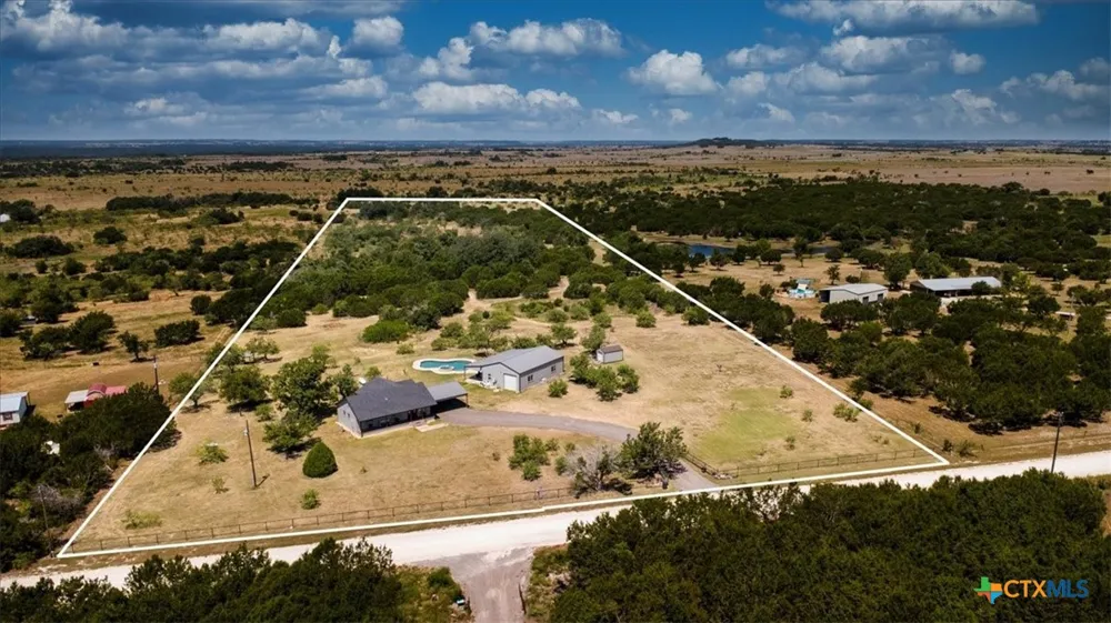 910 Star Lane Gatesville, TX 76528
