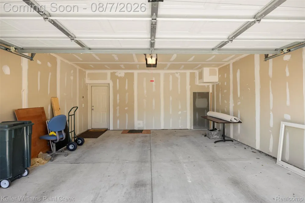 34593 Northrup Drive Chesterfield Township, MI 48047