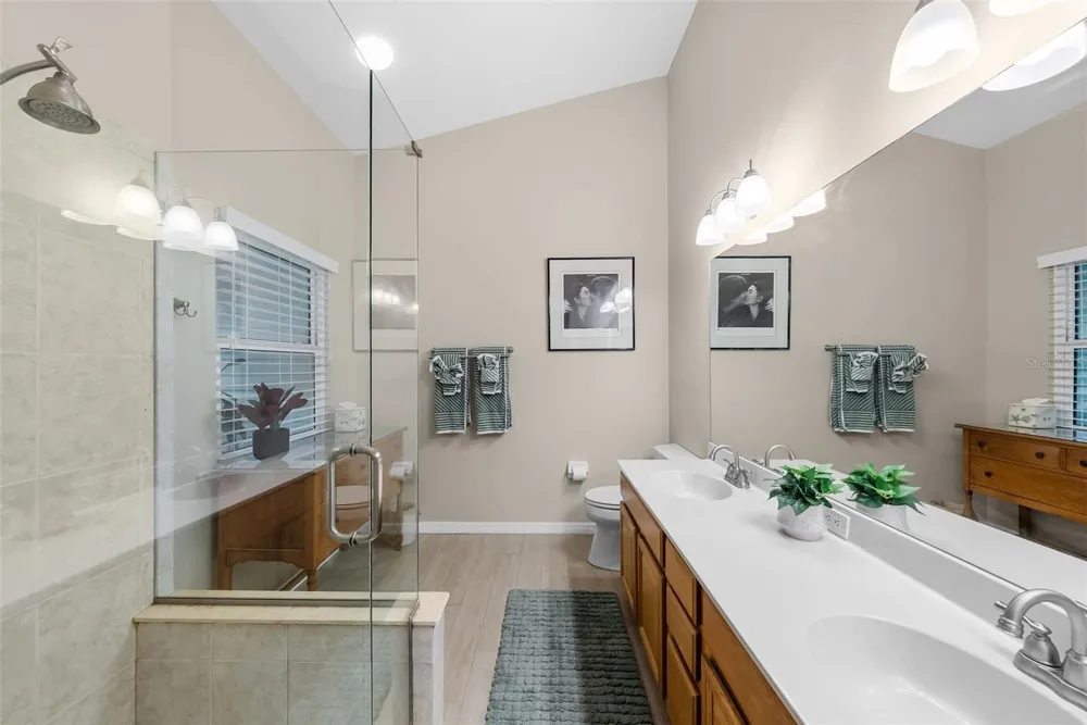 38 SEAGRAPE CIRCLE Clearwater, FL 33759
