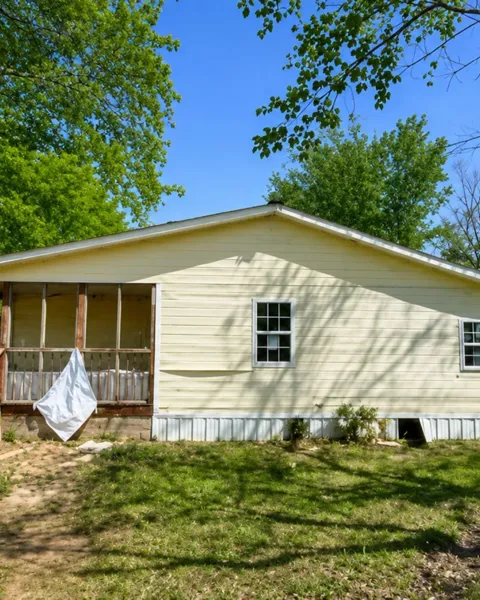 4122 HWY 43 N
