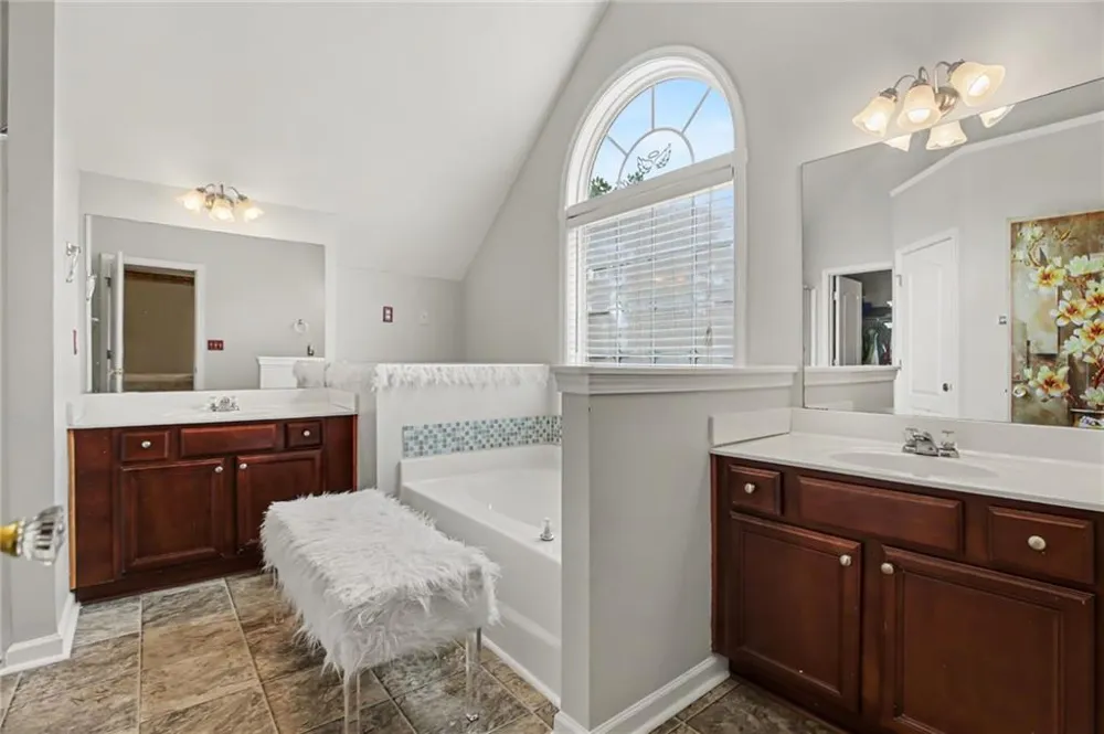 140 Revolutionary Drive Hampton, GA 30228
