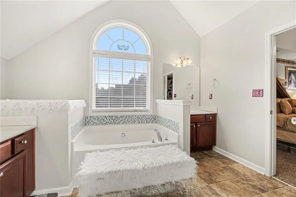 140 Revolutionary Drive Hampton, GA 30228