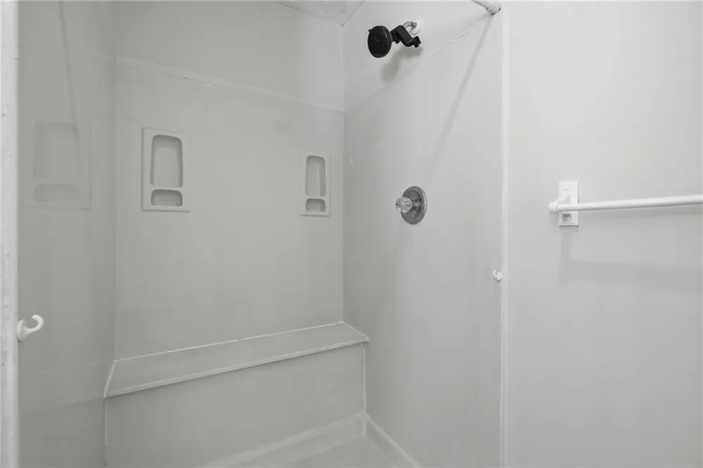 26 8th Street Emerson, GA 30137