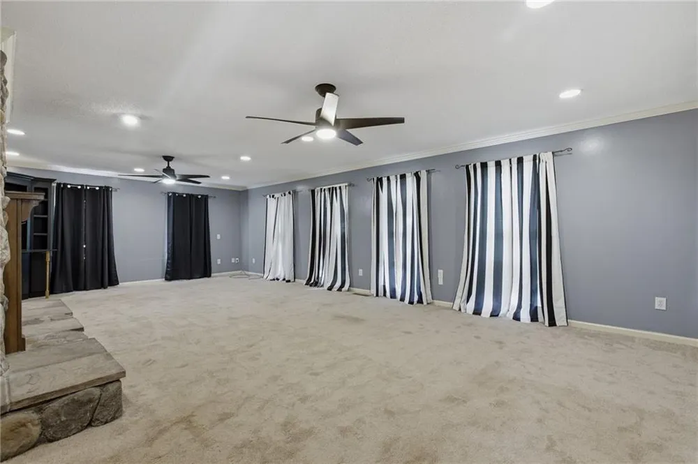 26 8th Street Emerson, GA 30137