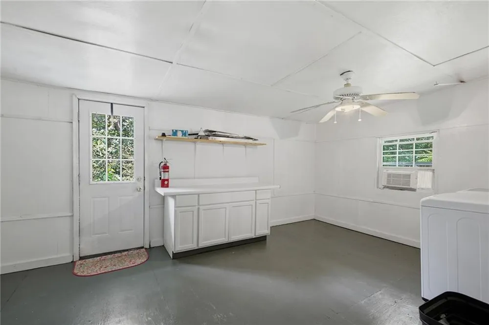 26 8th Street Emerson, GA 30137