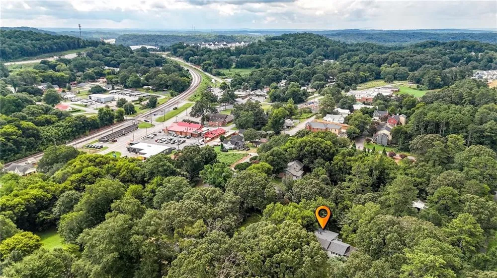 26 8th Street Emerson, GA 30137
