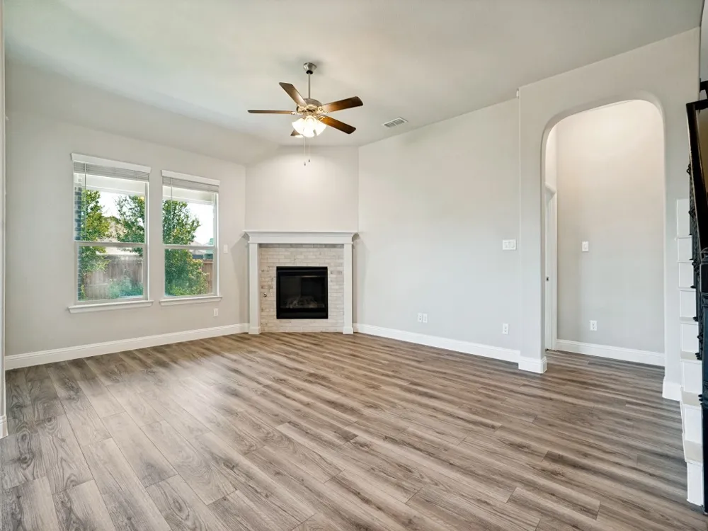 268 Mineral Point Drive Aledo, TX 76008