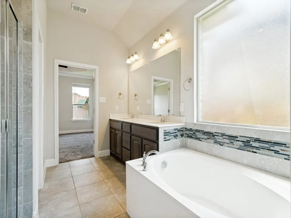 268 Mineral Point Drive Aledo, TX 76008