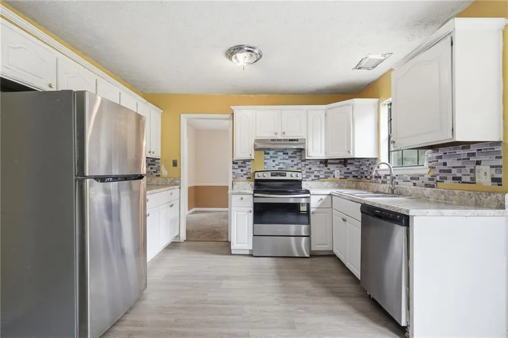 1267 Brookvale Drive Riverdale, GA 30296