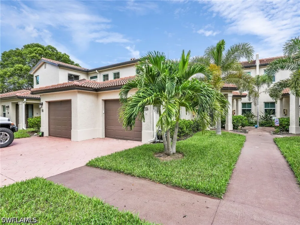 Diamond Circle #1104 Naples, FL 34110