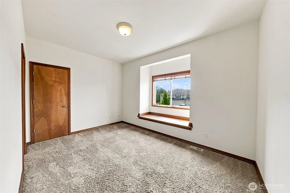 3265 Phillips Avenue Enumclaw, WA 98022