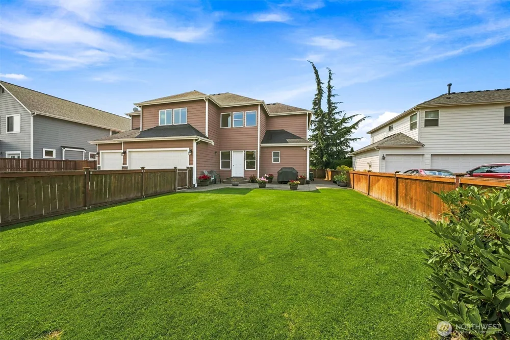 3265 Phillips Avenue Enumclaw, WA 98022
