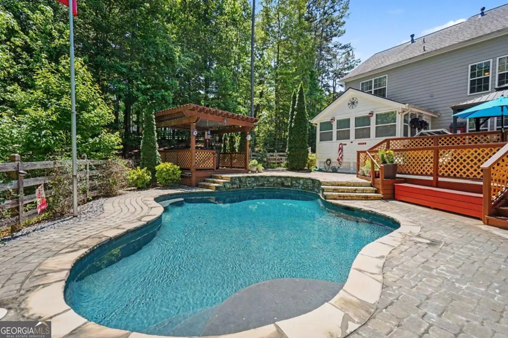 52 White Oak TRL N Dahlonega, GA 30533