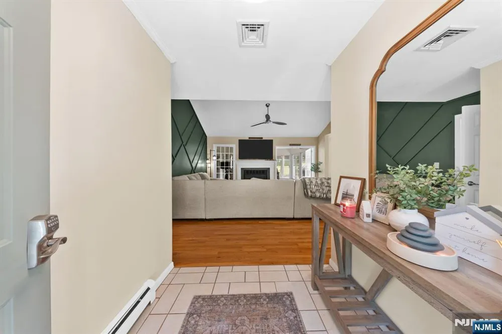 191 Ellis Road Holland, NJ 08848