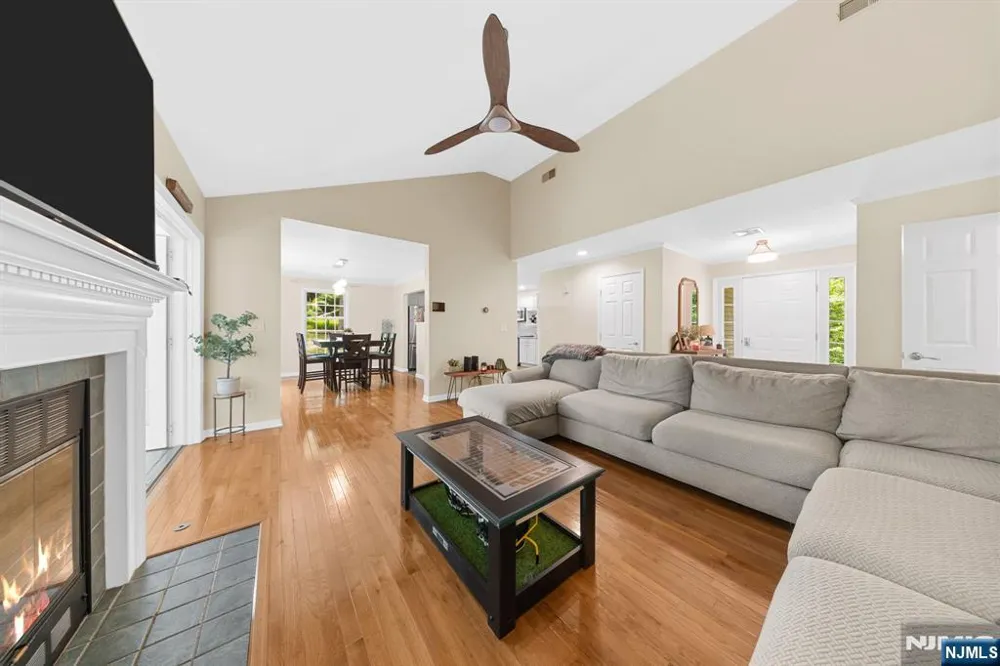 191 Ellis Road Holland, NJ 08848