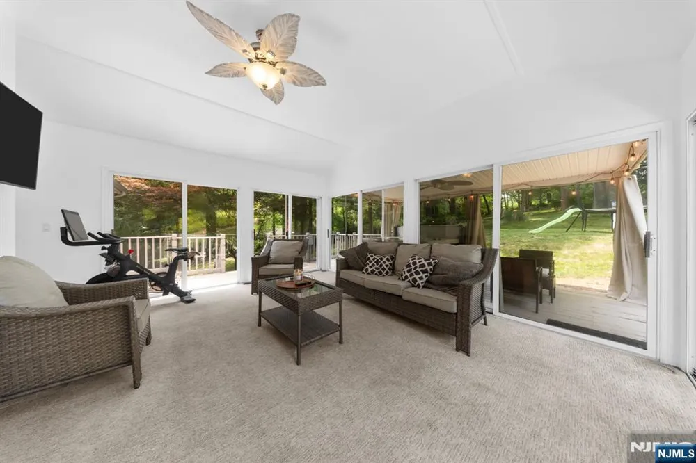 191 Ellis Road Holland, NJ 08848