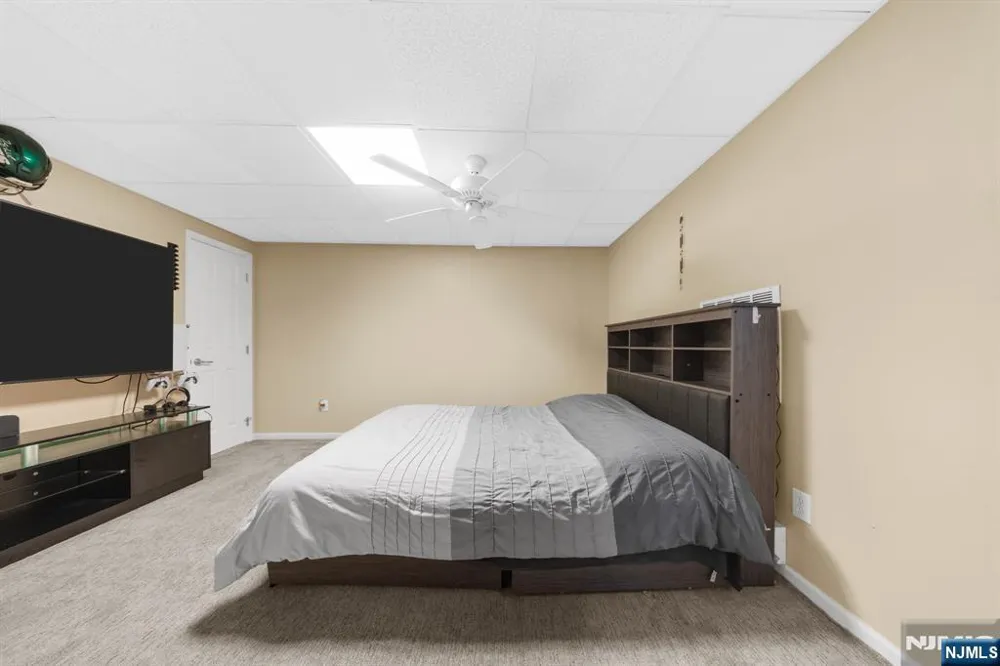 191 Ellis Road Holland, NJ 08848