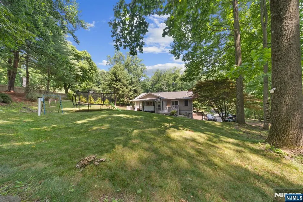 191 Ellis Road Holland, NJ 08848