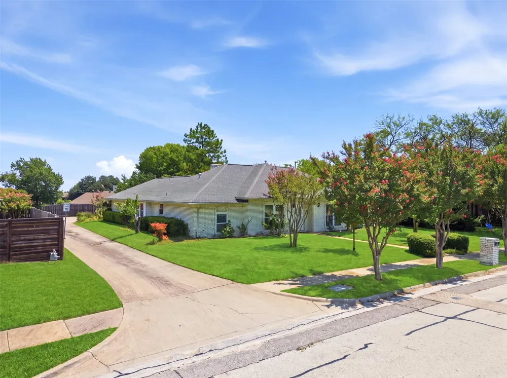 1718 Merrimac Trail Garland, TX 75043