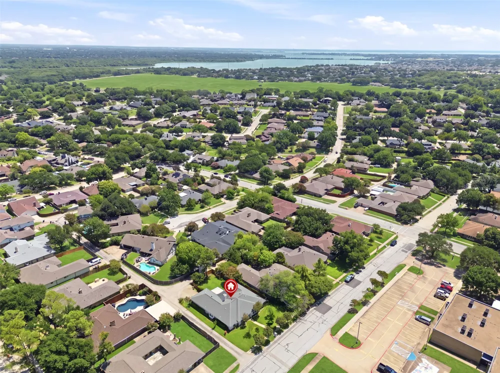 1718 Merrimac Trail Garland, TX 75043