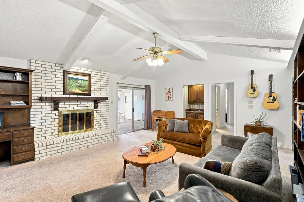 1718 Merrimac Trail Garland, TX 75043