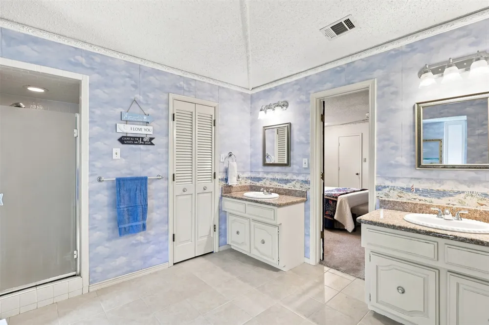 1718 Merrimac Trail Garland, TX 75043