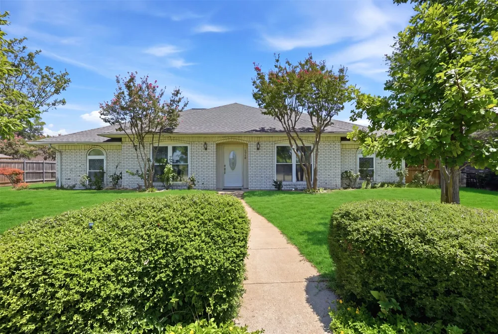 1718 Merrimac Trail Garland, TX 75043
