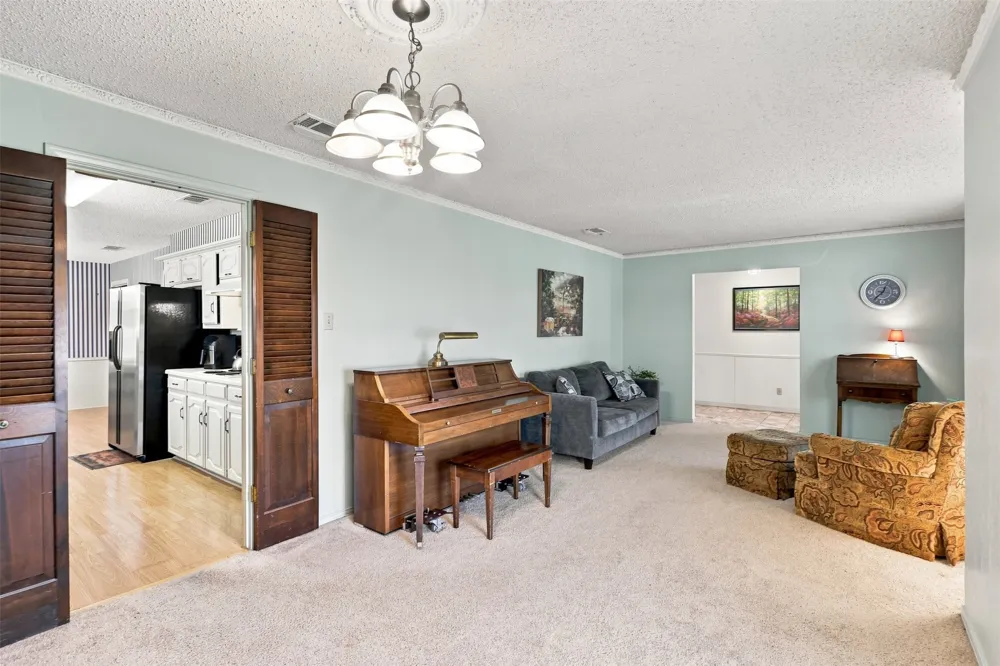 1718 Merrimac Trail Garland, TX 75043