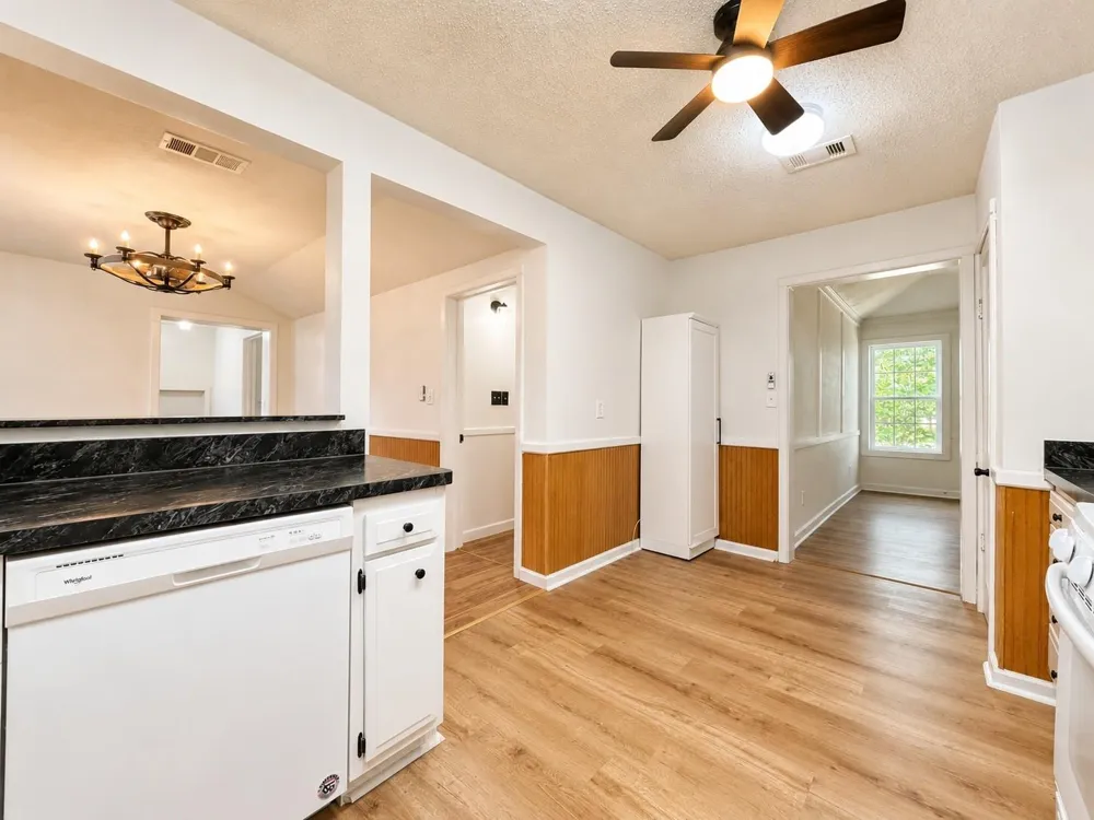 316 Riley Road Clute, TX 77531