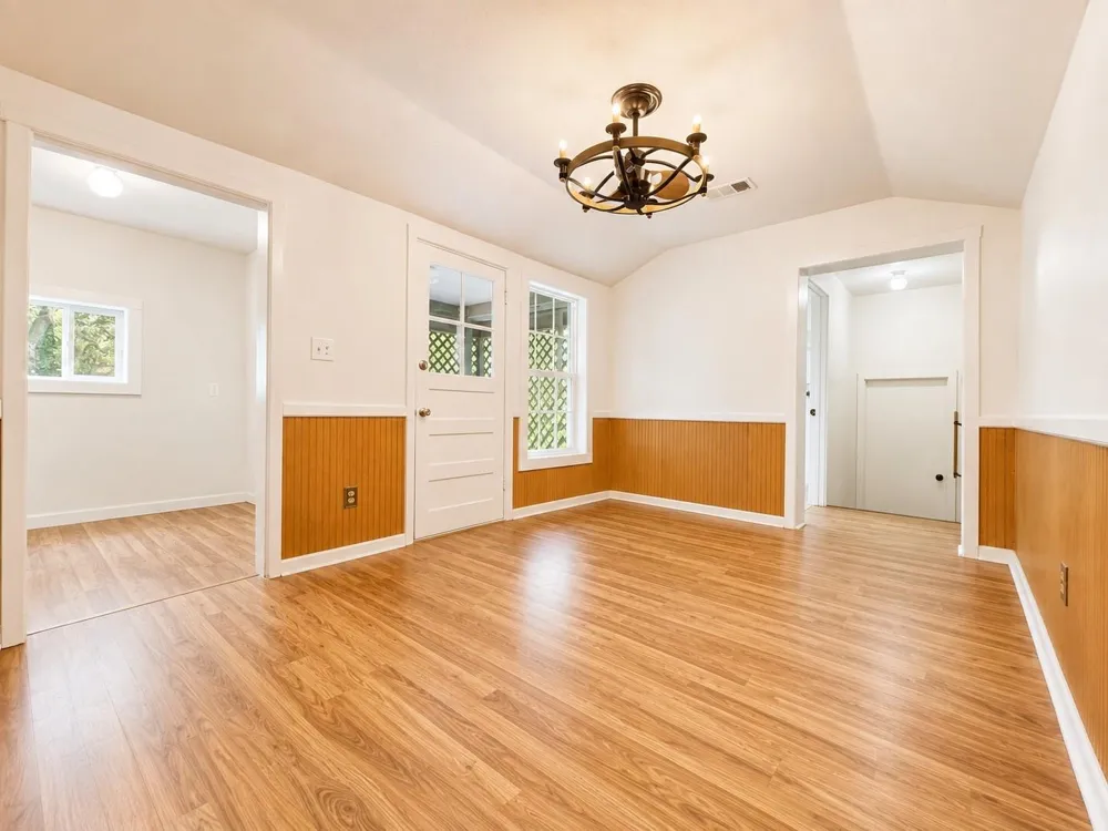 316 Riley Road Clute, TX 77531