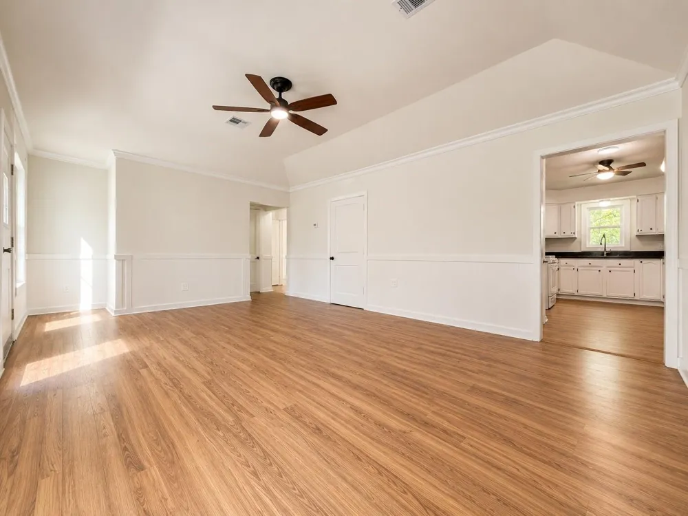 316 Riley Road Clute, TX 77531