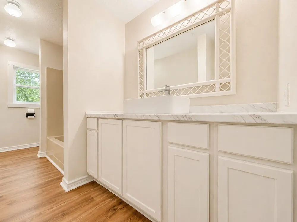 316 Riley Road Clute, TX 77531
