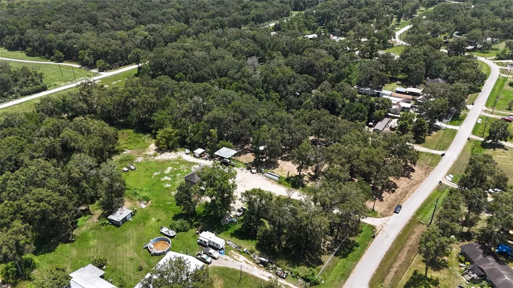 384 County Road 4017 Dayton, TX 77535