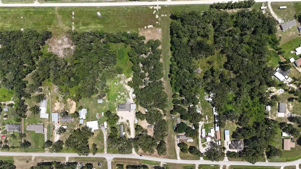 384 County Road 4017 Dayton, TX 77535