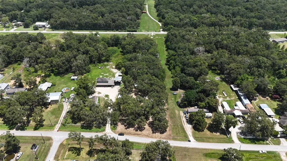 384 County Road 4017 Dayton, TX 77535